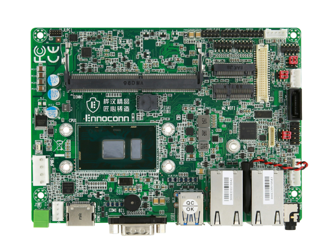 工控機(jī) 工控機(jī)